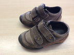 Schuhe 24 Braun