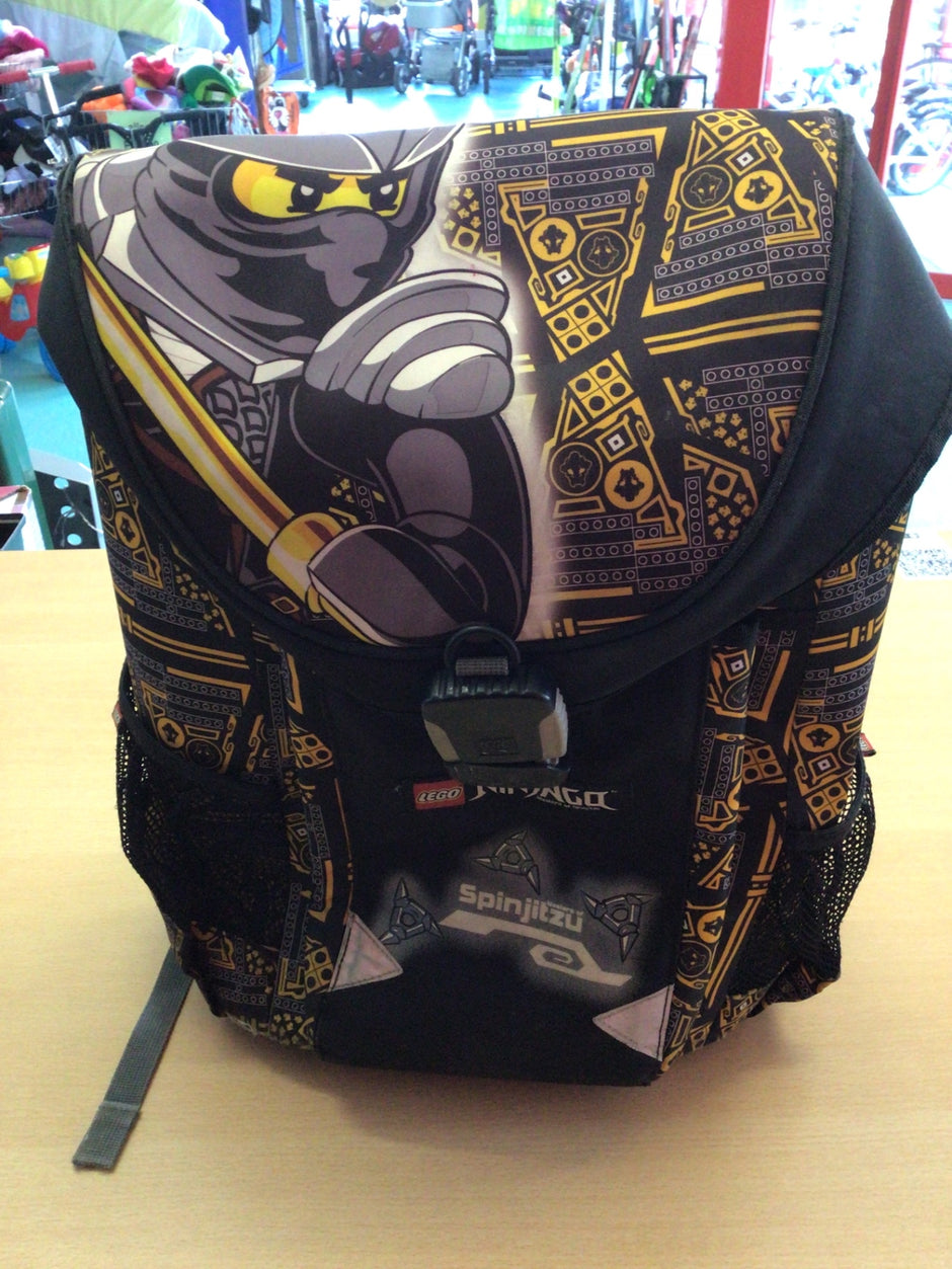 LEGO Ninjago Schulthek Schwarz mit Gelb und Grau