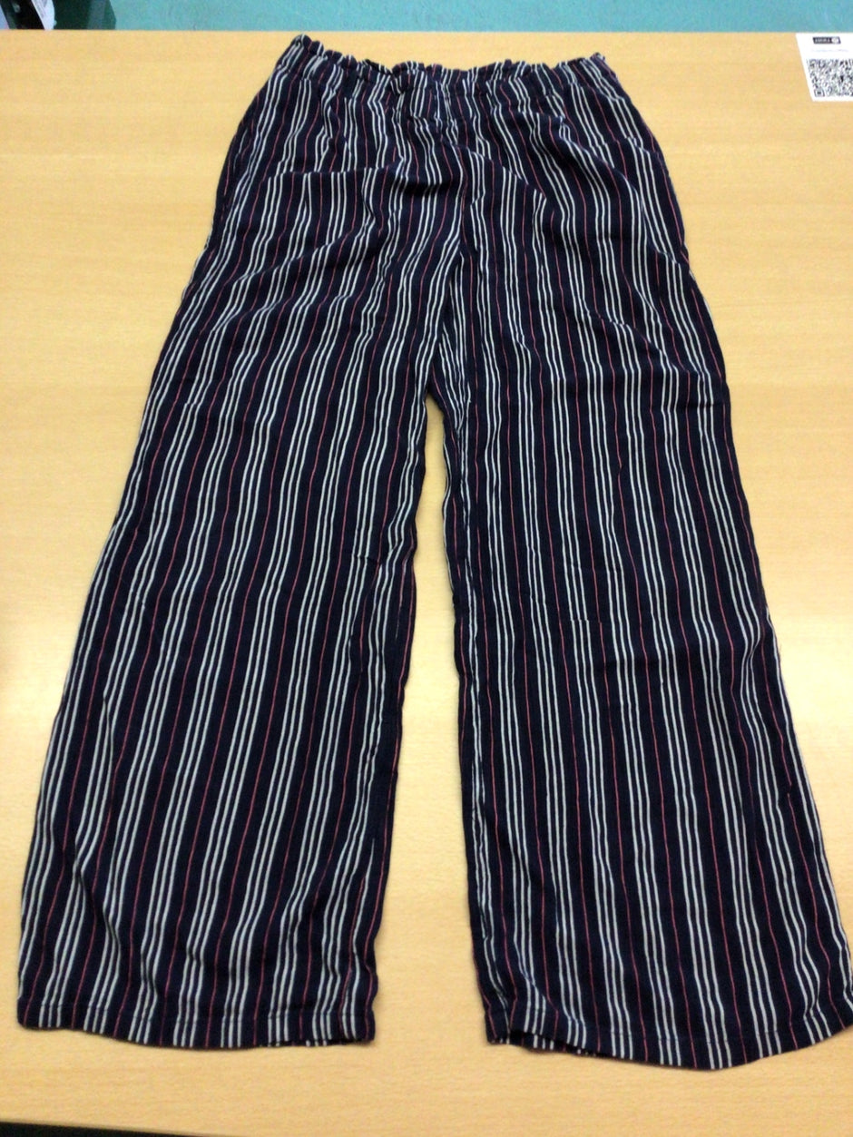 Sommer-Hose 152 Dunkelblau mit weißen und roten Streifen