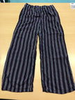 Sommer-Hose 152 Dunkelblau mit weißen und roten Streifen