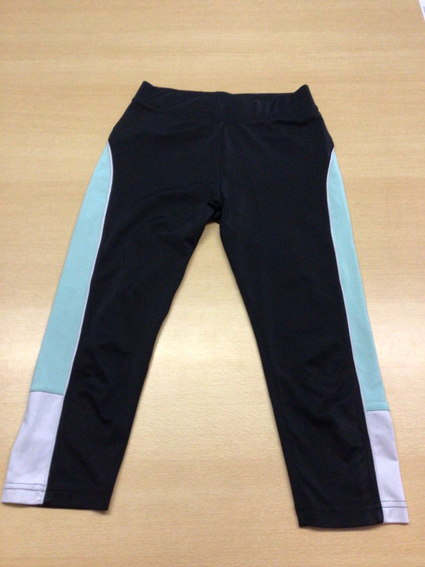 Sporthose 134/140 Schwarz mit hellblauen und weißen Akzenten