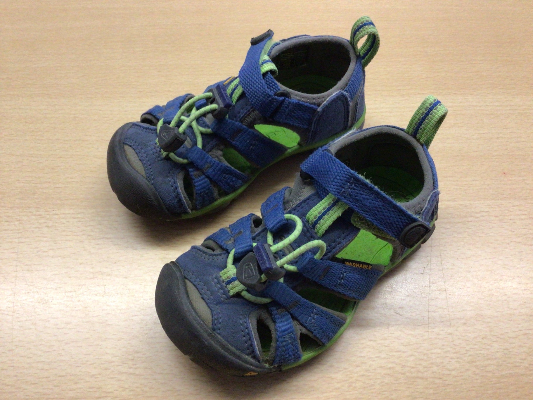 Sandalen 24 Blau und Grün