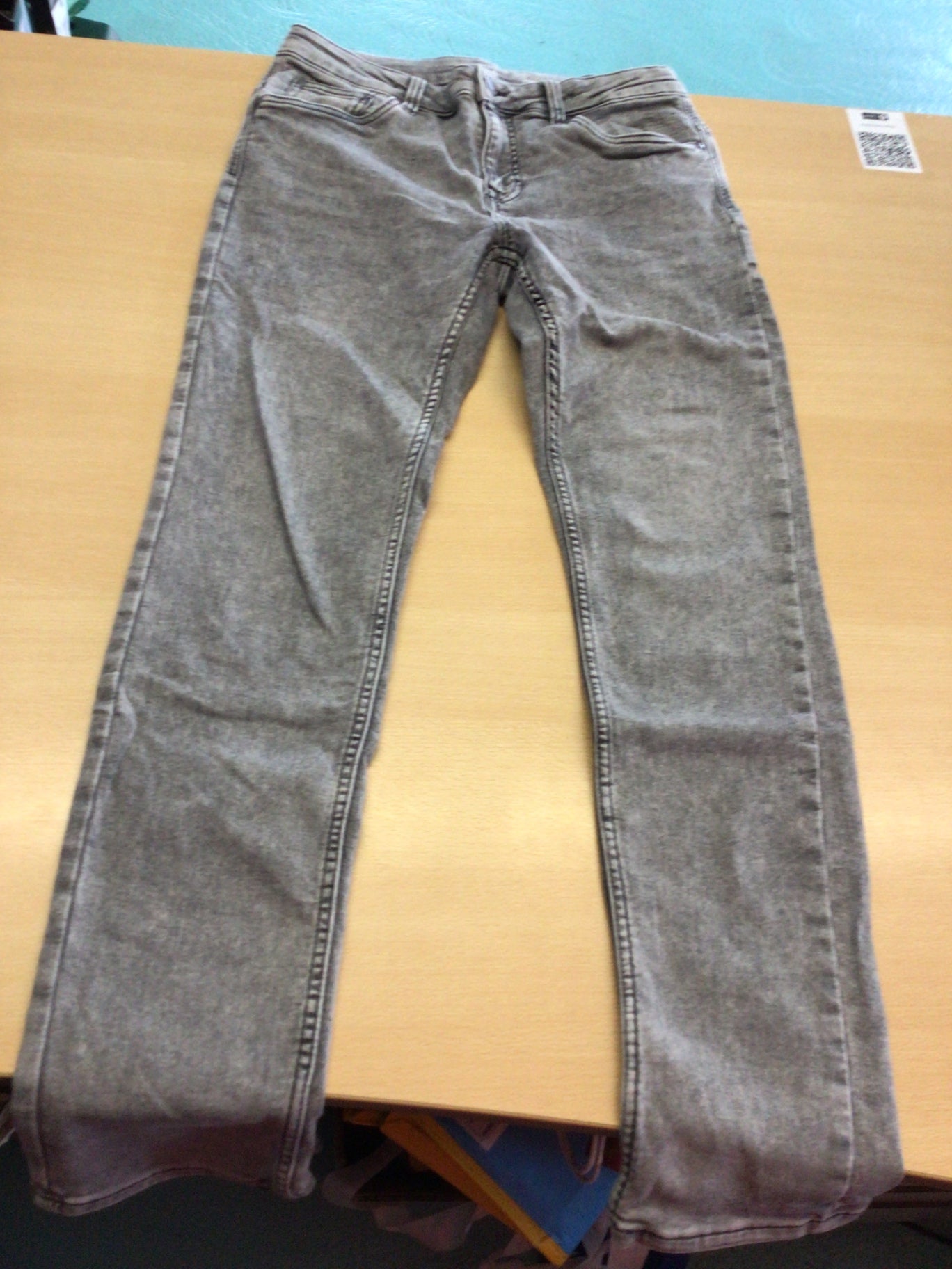 Jeans 170 Grau