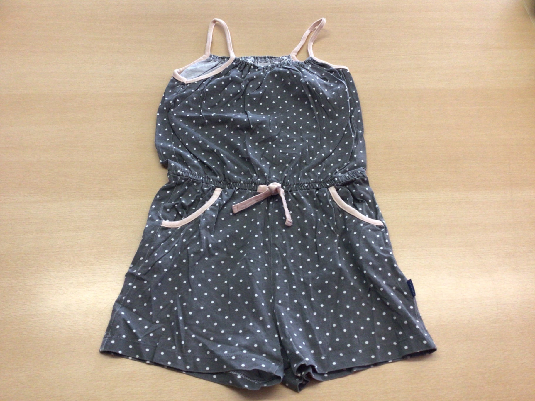  Jumpsuit 128 Grau und Weiß