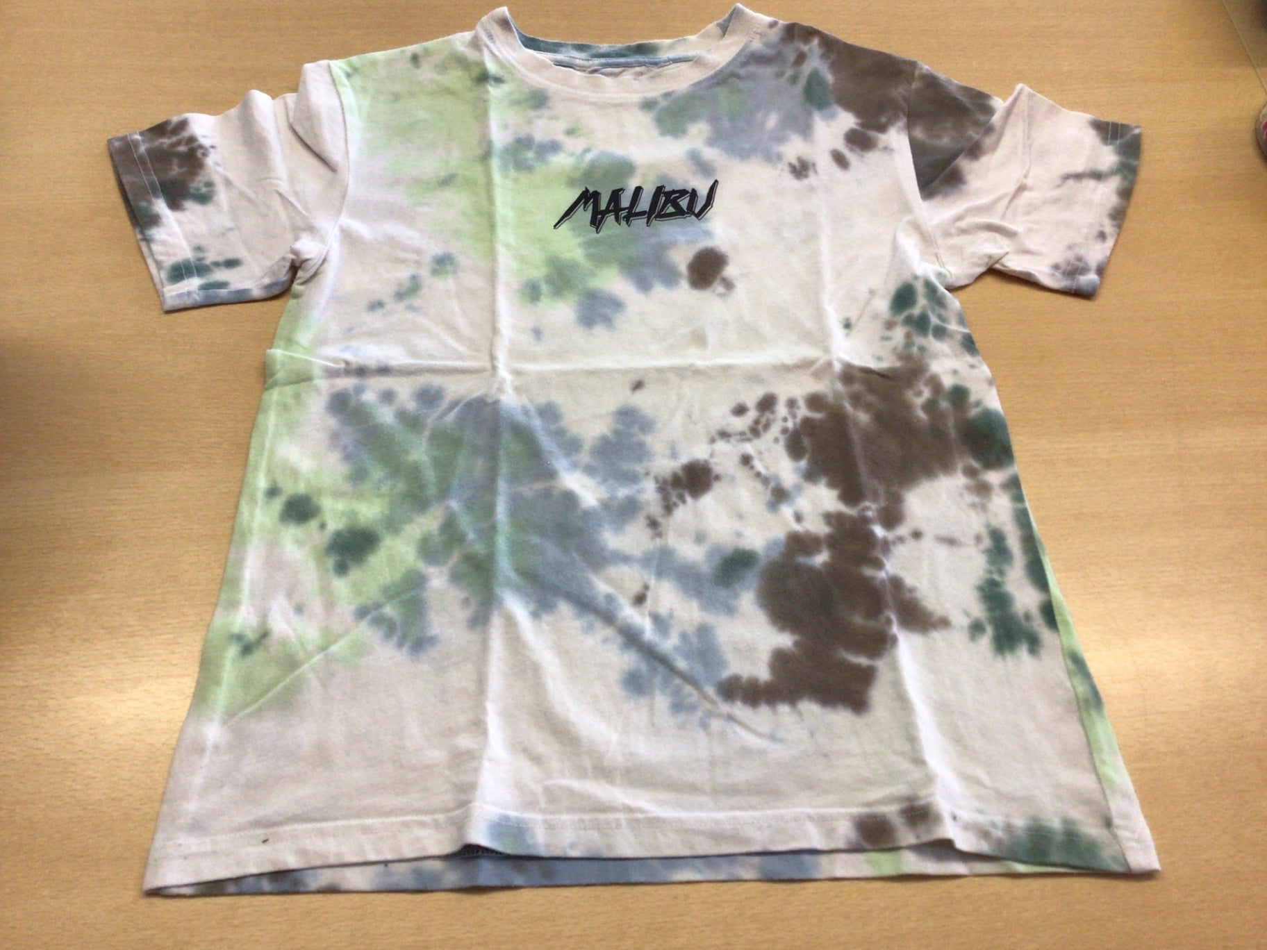 Malibu T-Shirt 152 Mehrfarbig (Grün, Braun, Grau, Schwarz, Weiß)