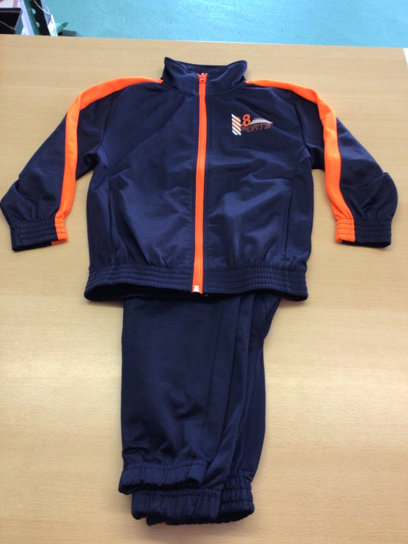  Trainer 122 Dunkelblau und Orange
