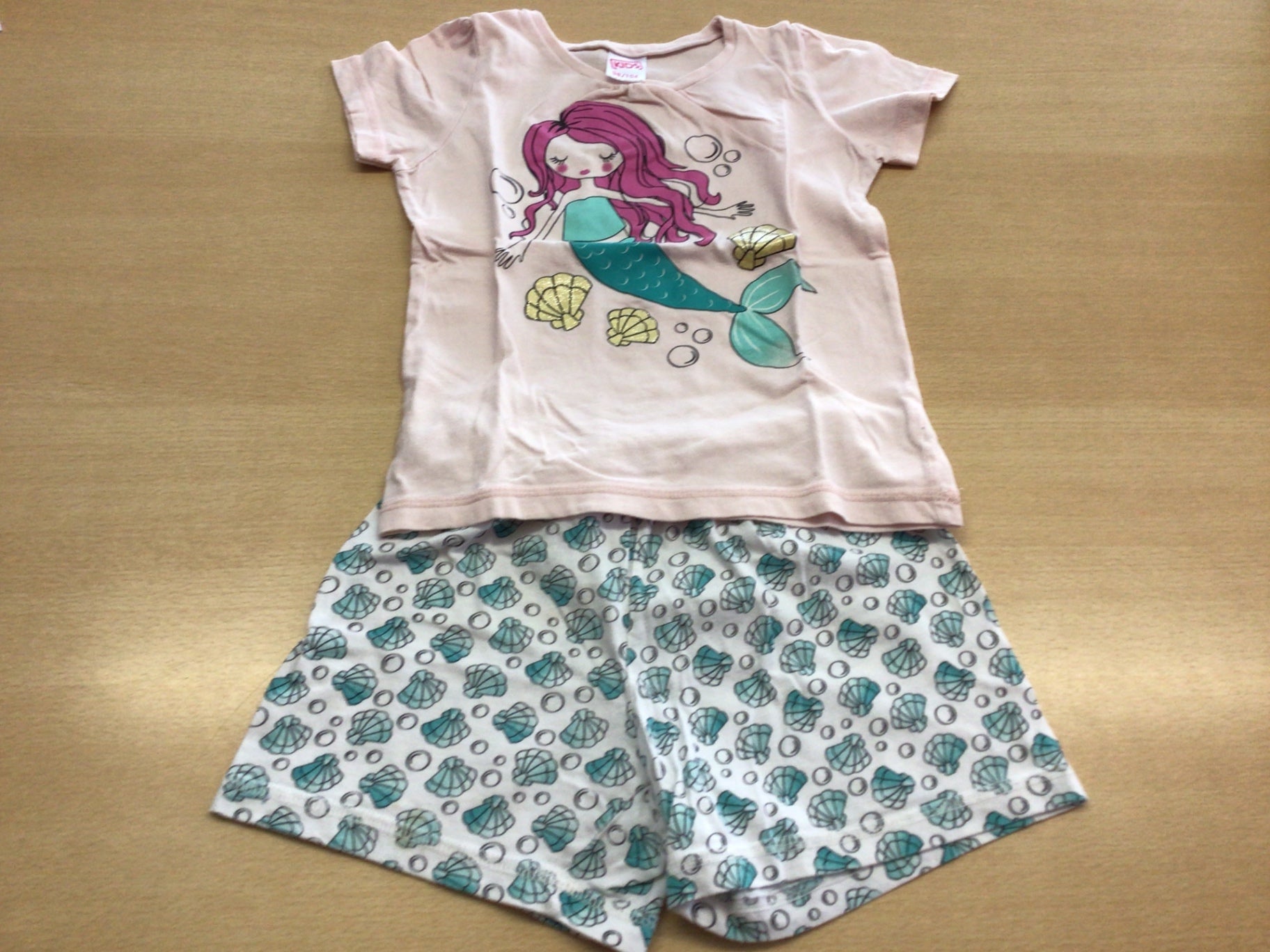 Pyjama 98/104 Pink und Weiß mit Meeresmotiven