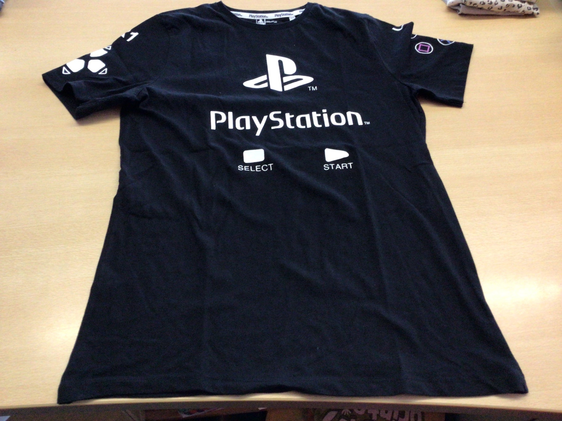 PlayStation T-Shirt 170/176 Schwarz