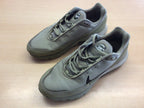 Nike Sneaker 45 Olivgrün