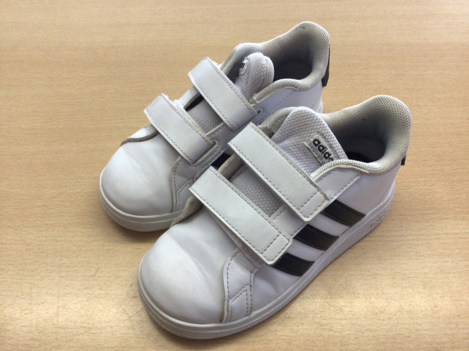adidas Sneaker 27 Weiß