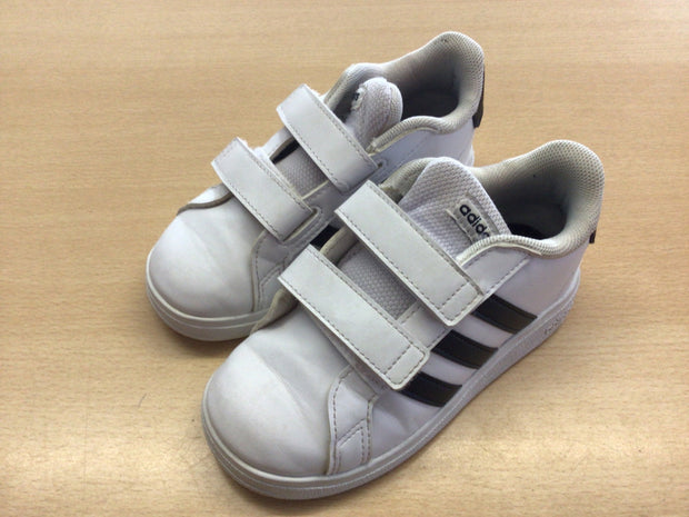 adidas Sneaker 27 Weiß