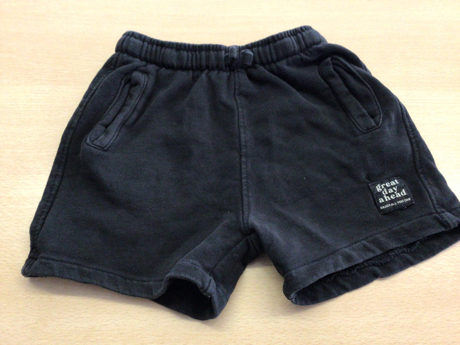 Shorts 110 Schwarz