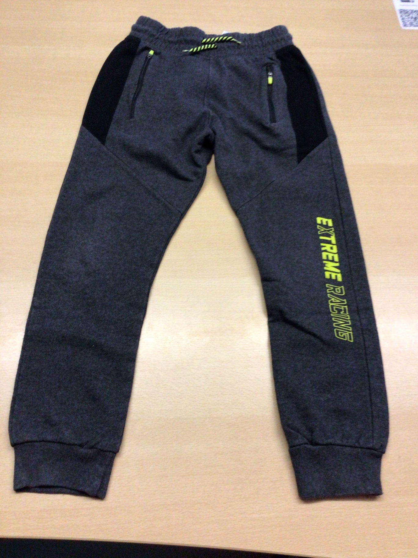 Jogginghose 134/140 Dunkelgrau