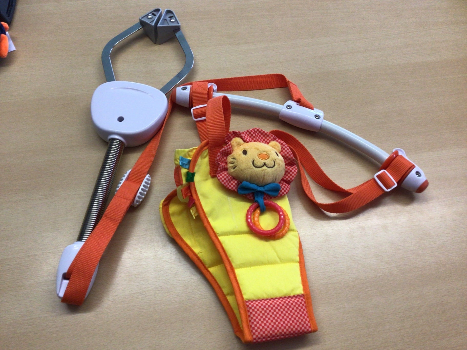 Babyjumper Gelb