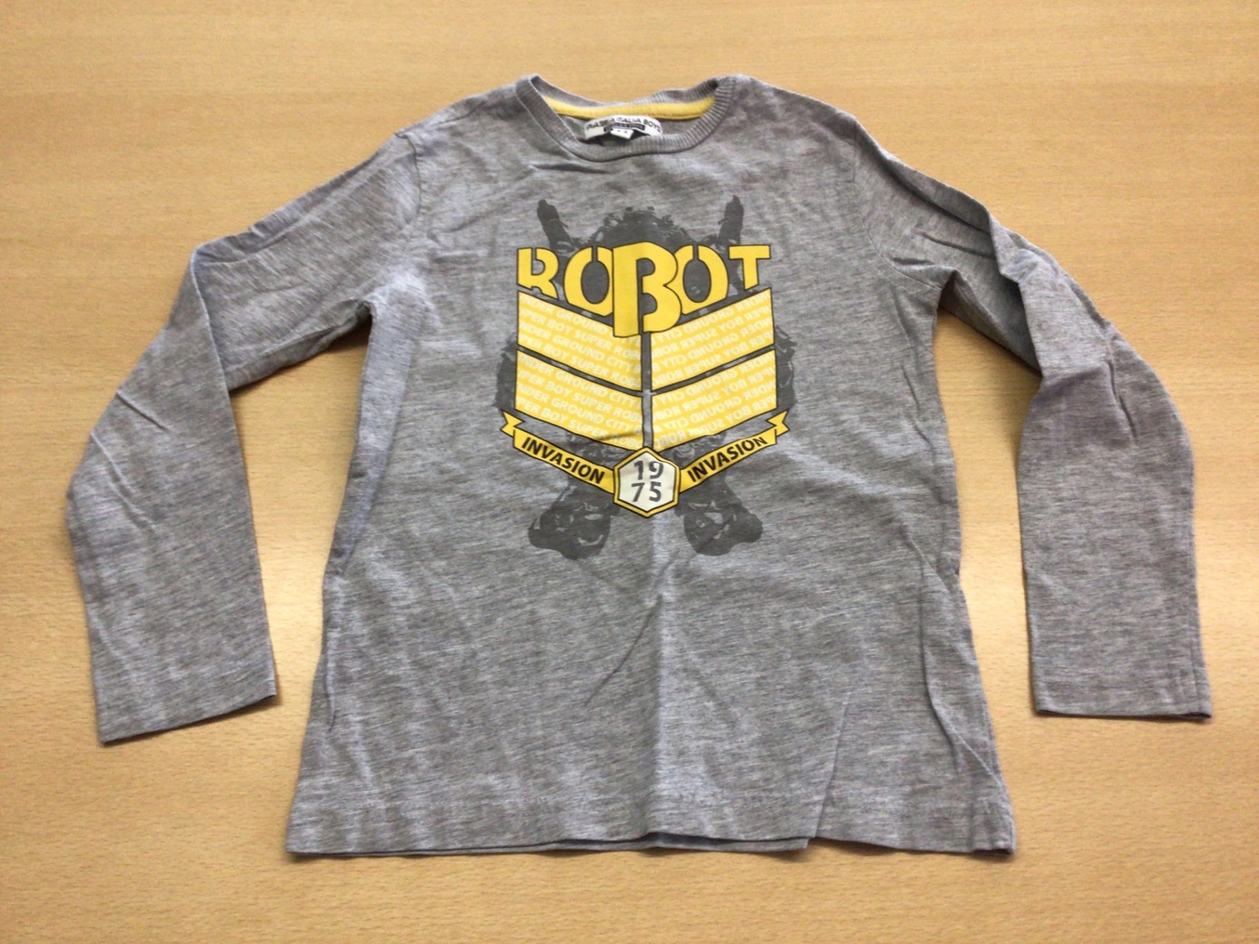 Langarmshirt 104/110 Grau