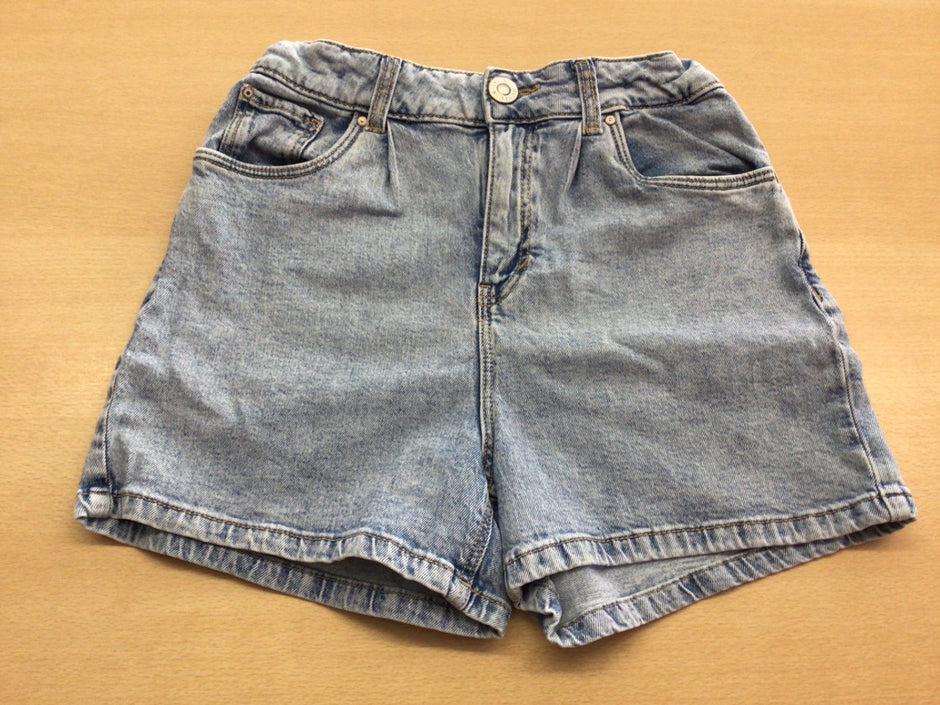 Shorts 164 Hellblau