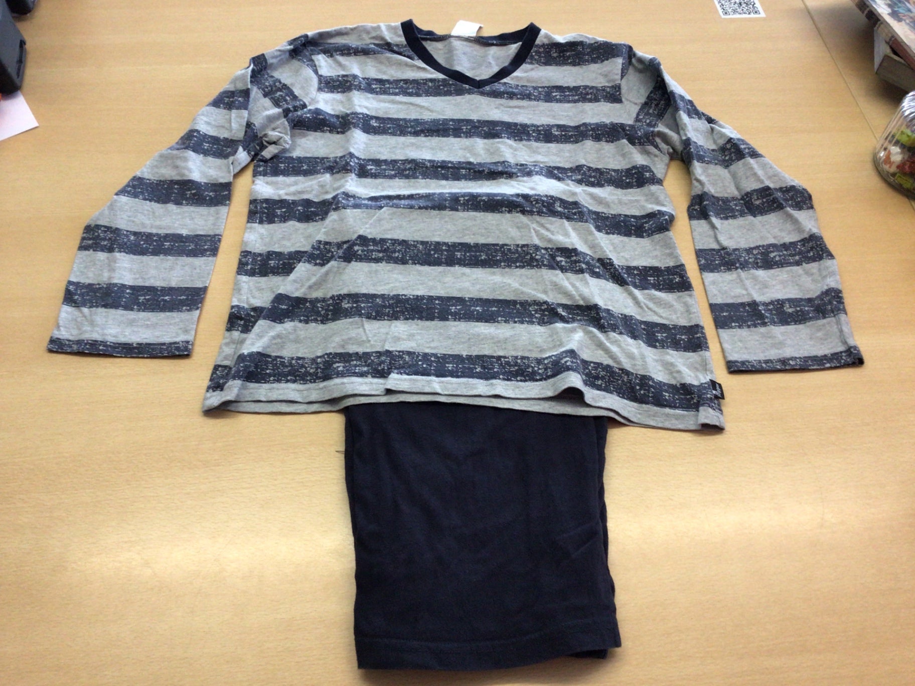 Jogger Pyjama 158/164 Grau und Schwarz